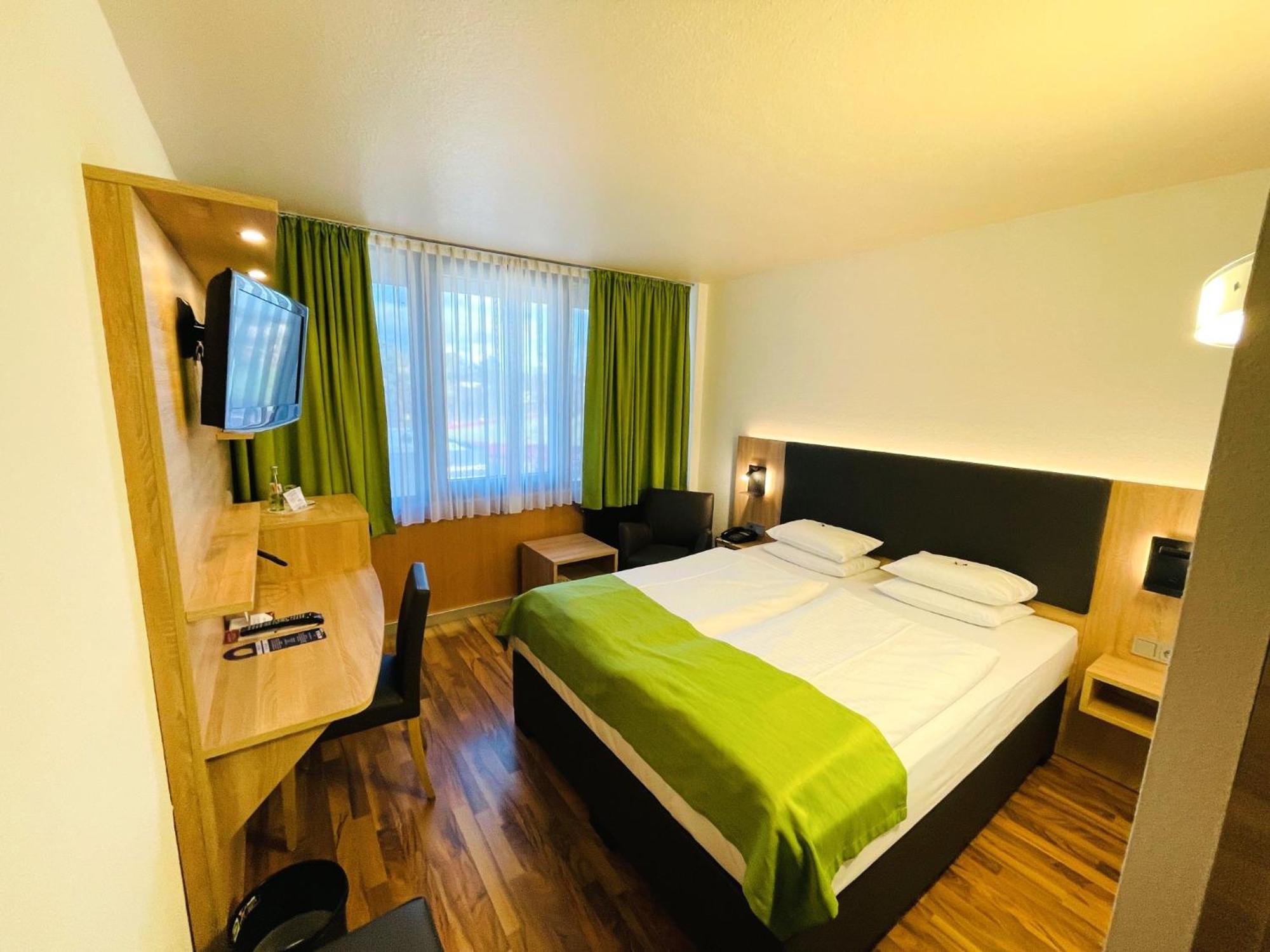 Arvena Messe Hotel Nuremberg Exterior photo
